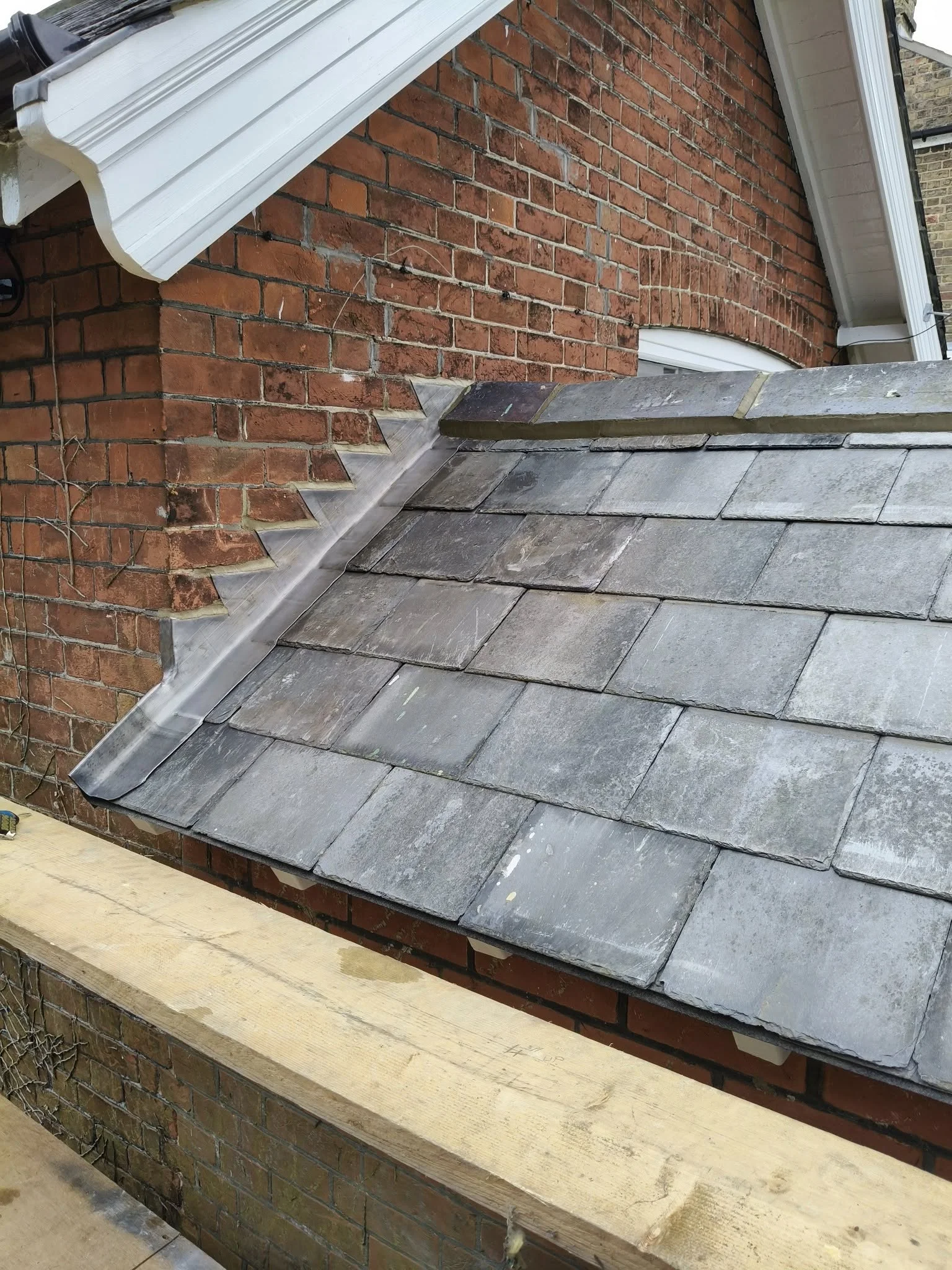 Chimney flashing installation