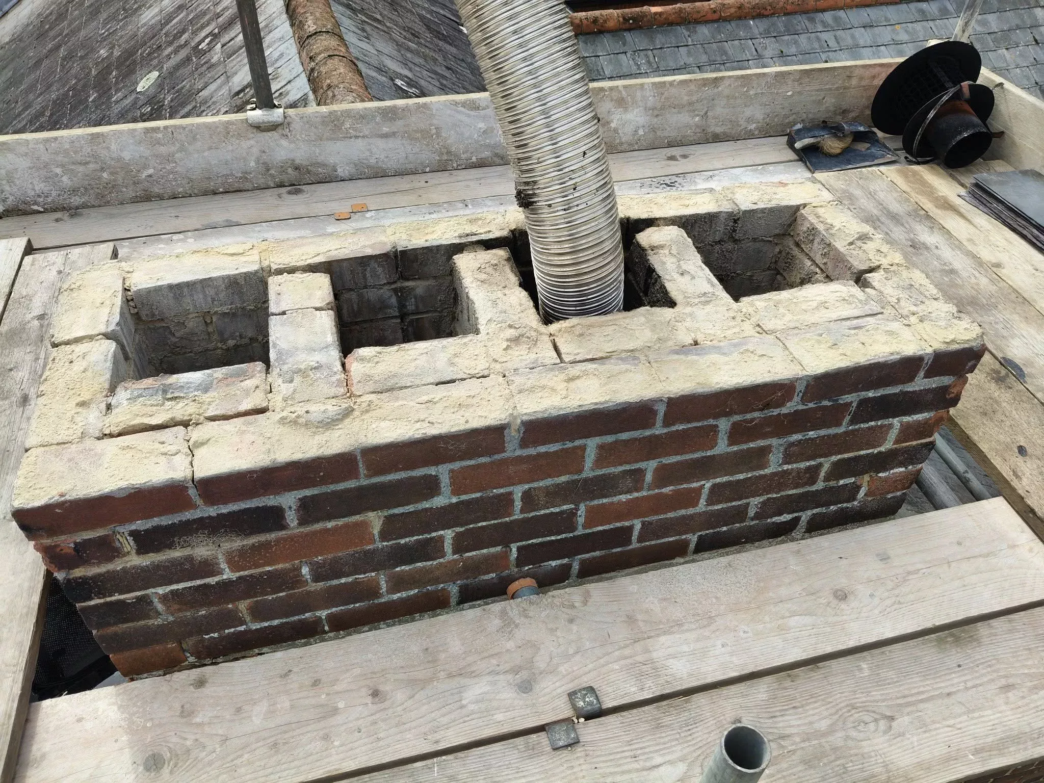 Chimney pointing repair